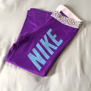 Nike crop legging